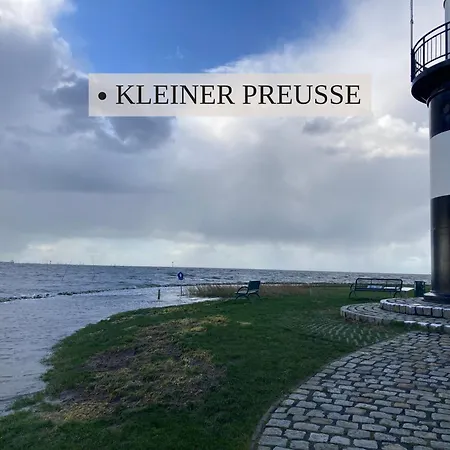 Haus Krabbe: Cyclist-Friendly Accommodation on Elbe-Weser Bike Path Wremen Exterior photo