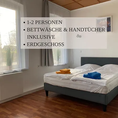 Haus Krabbe: Cyclist-Friendly Accommodation on Elbe-Weser Bike Path Wremen Exterior photo
