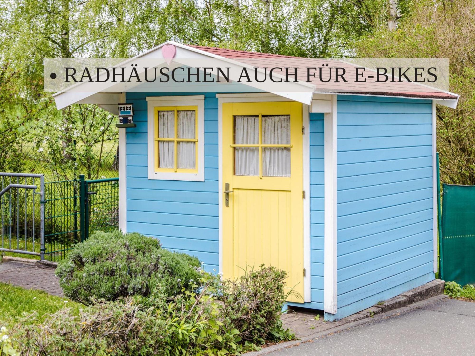 Haus Krabbe, Doppelzimmer 4, Fuer 1-2 Personen, Doppelbett, Ohne Kueche, Zentral Gelegen, Am Elbe-weser-radweg Mit Fahrradunterstellmoeglichkeit, Auch Fuer E-bikes, Ideal Fuer Kurzaufenthalte, Smart-tv 42 Zoll, Kostenfreier Parkplatz, * Wremen